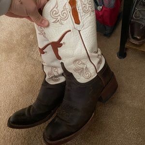 UT longhorn boots 7B